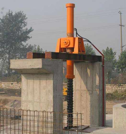 液壓式啟閉機(jī)